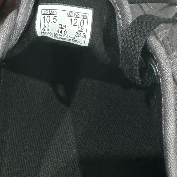 Vans Men’s Authentic Black Hot Sale! - Picture 5 of 5